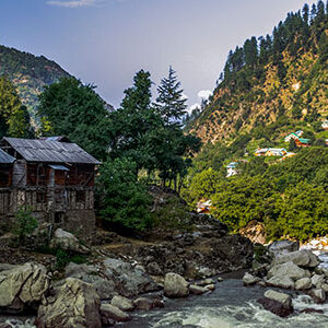 5 Days 4 Nights Azad Kashmir, Shogran & Siri Paye Tour